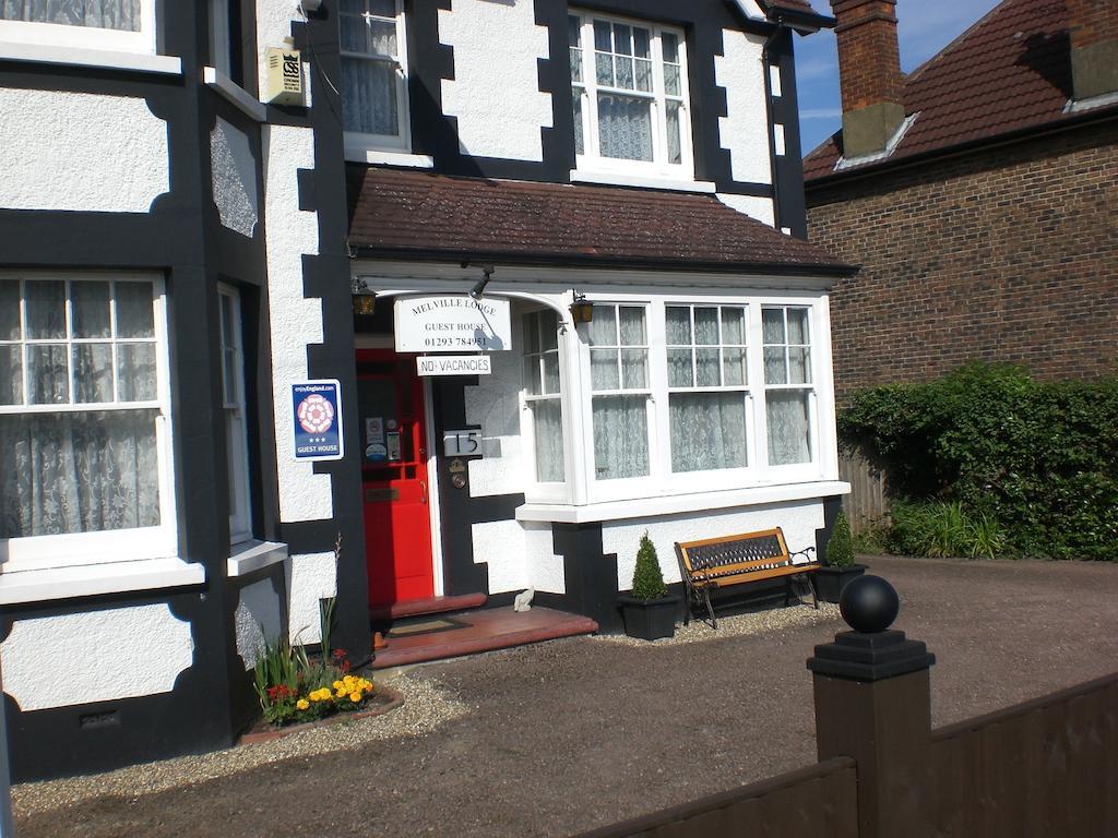 Melville Lodge Gatwick 霍利 外观 照片